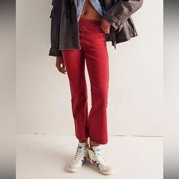 NWT Free People | We The Free | Red In My Feelings Mid-Rise Crop Boot Jeans Sz S - Picture 1 of 9